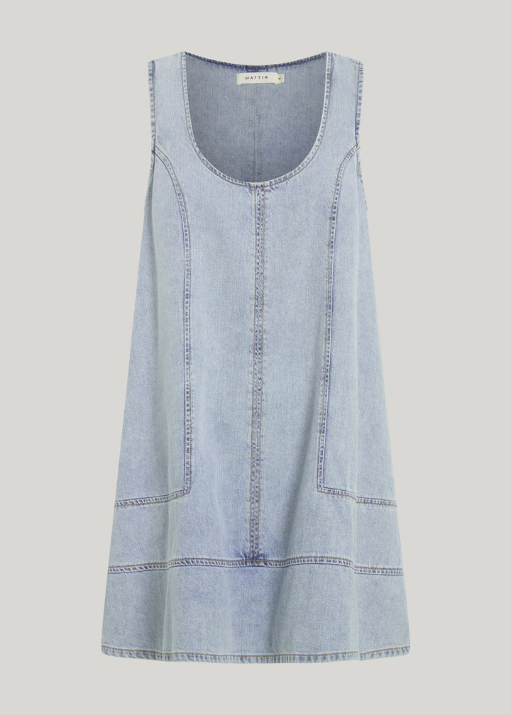 MAJA DRESS IN LIGHT WASH