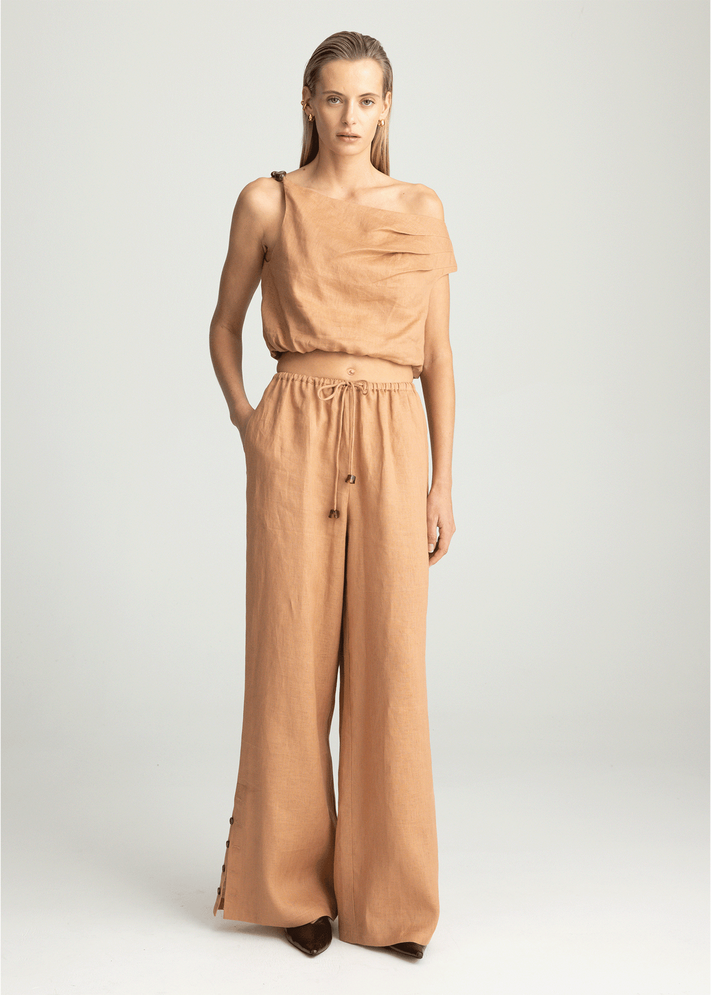 AERA LINEN TOP