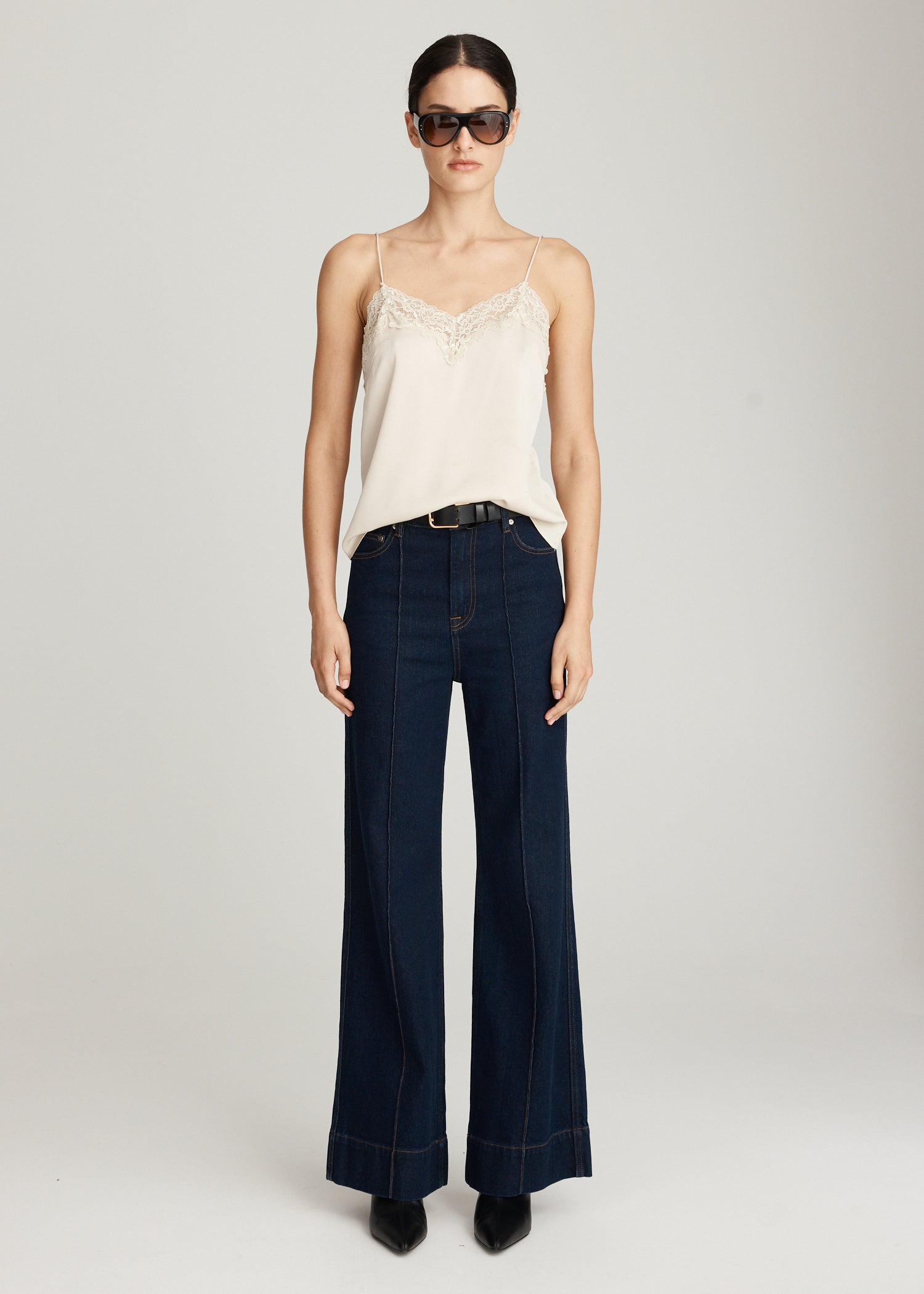 PIERCE BOOTLEG JEAN