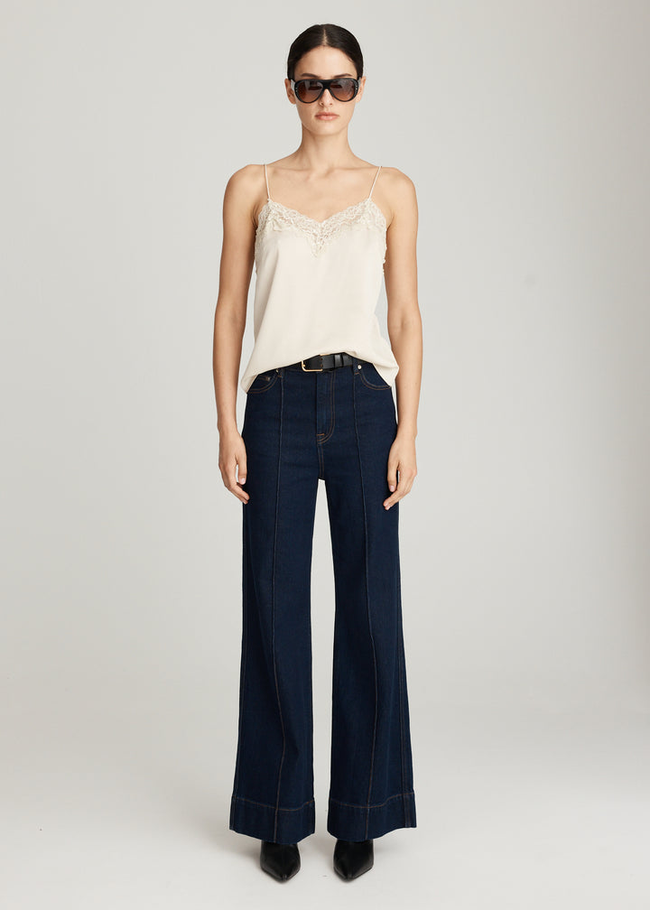 PIERCE BOOTLEG JEAN