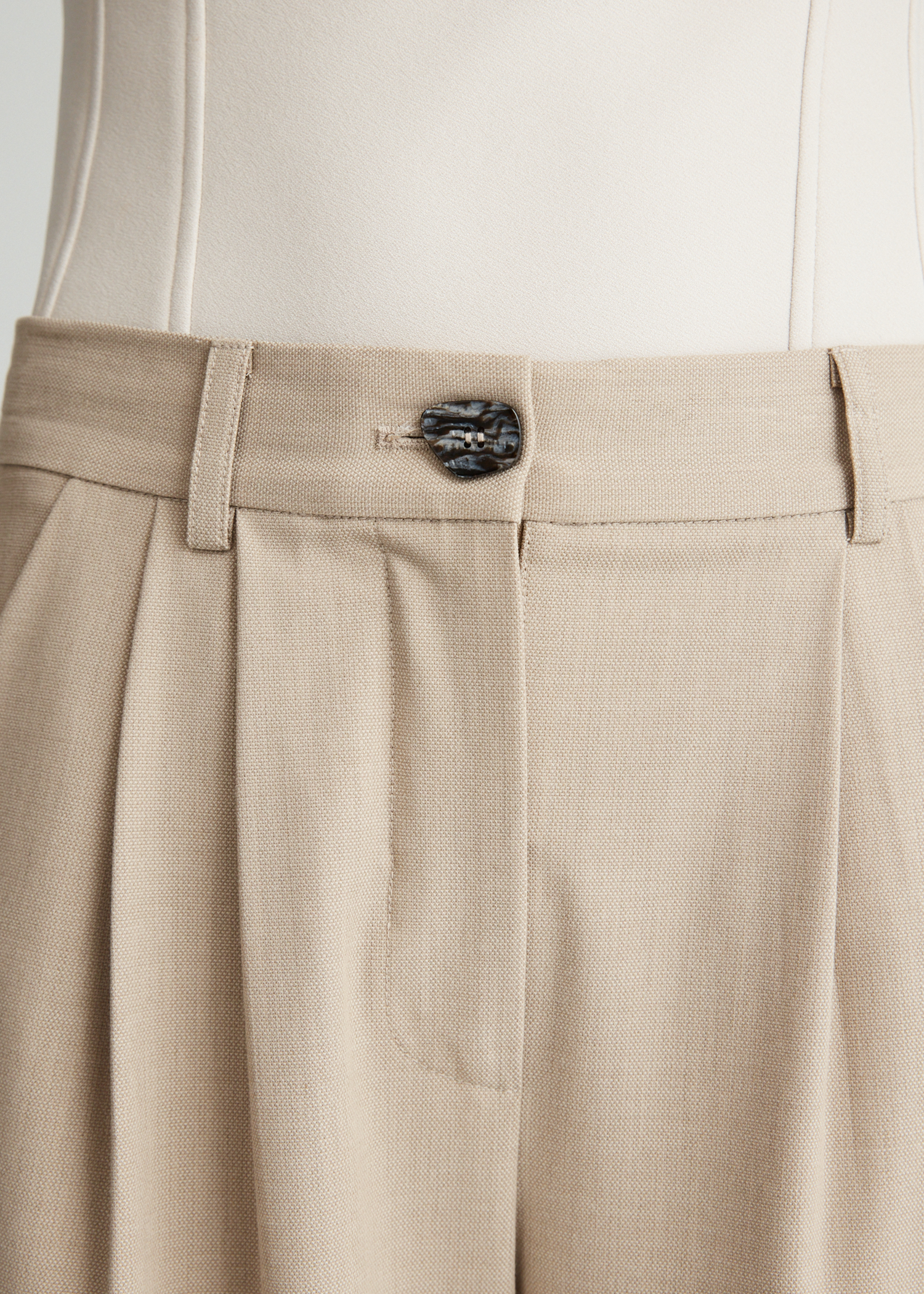 CLOVE PANT