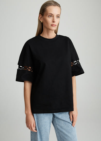 LINEA TEE