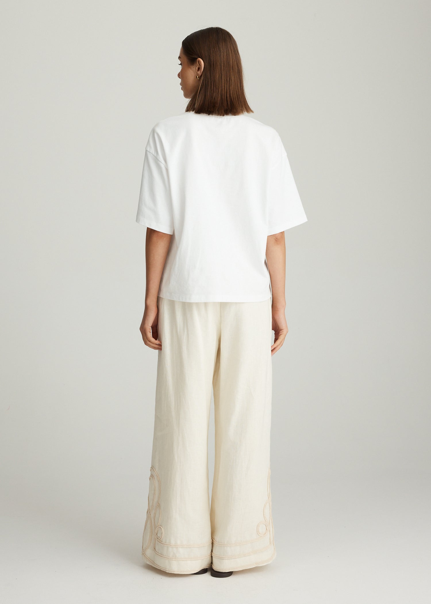 APPLIQUE TEE