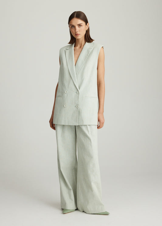 CLOVE VEST