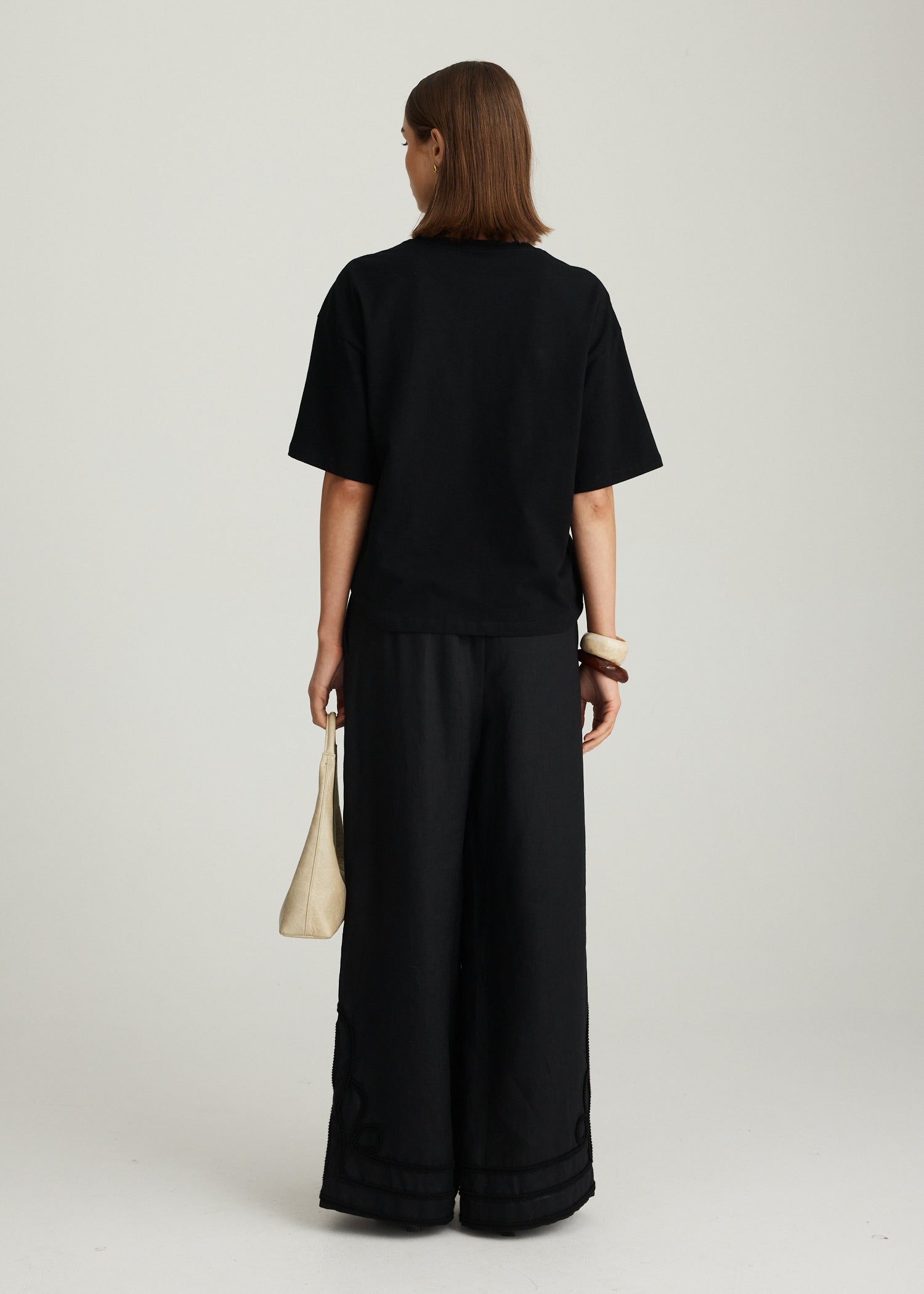 APPLIQUE TEE