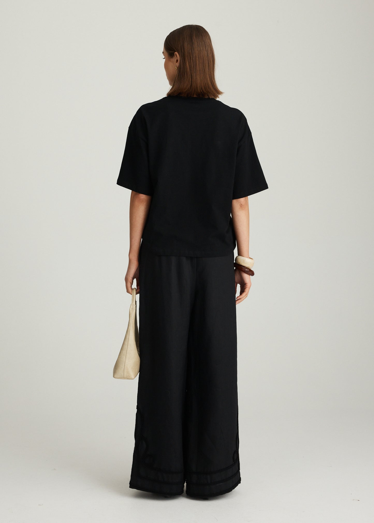 APPLIQUE TEE