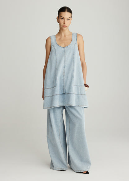 MAJA DRESS IN LIGHT WASH