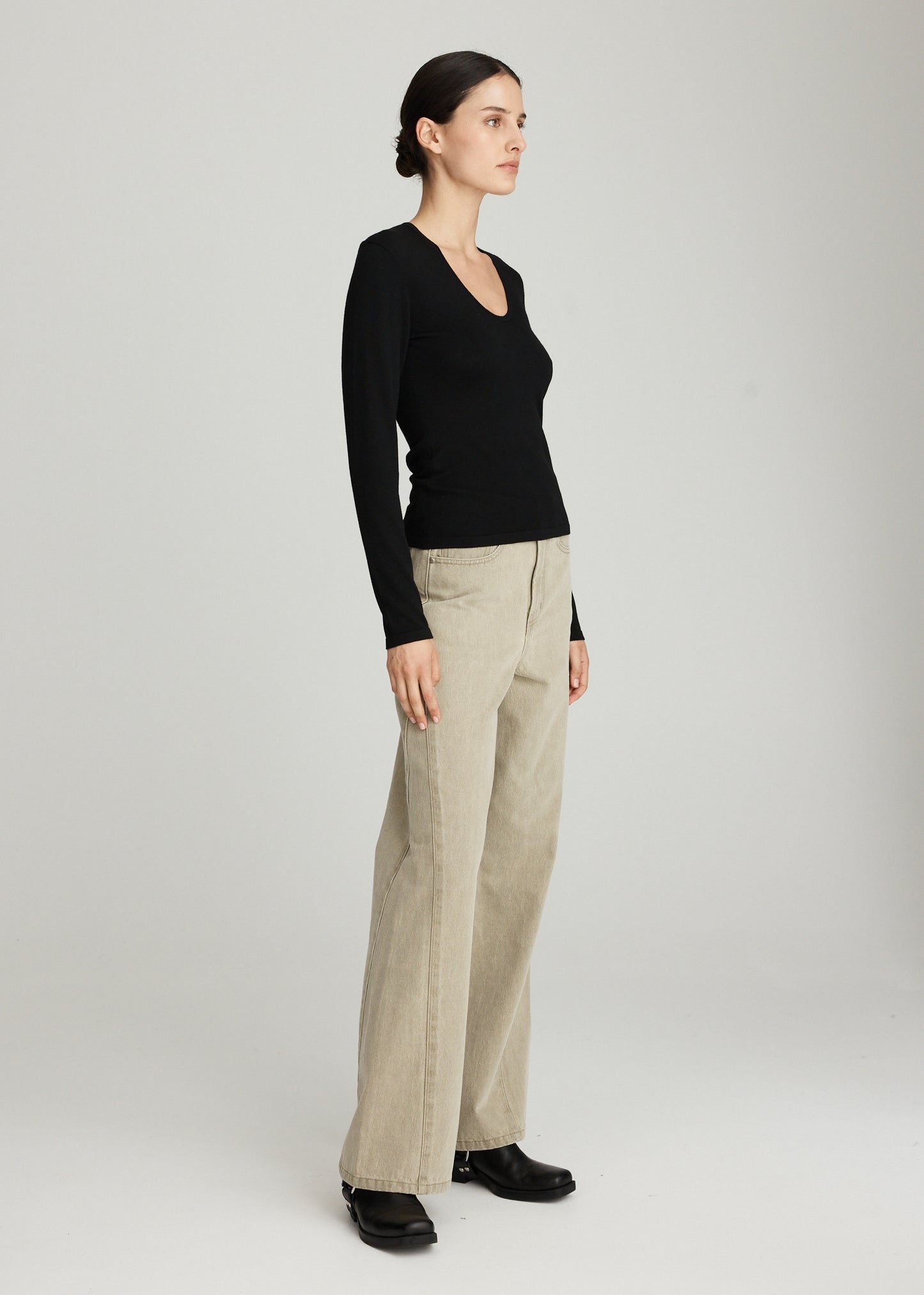 PRE-ORDER AXIS JEAN
