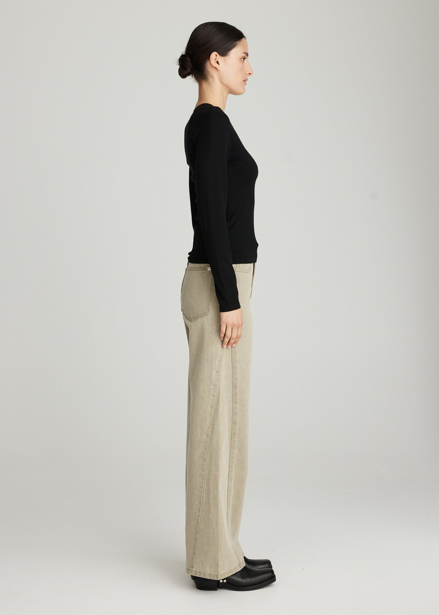 PRE-ORDER AXIS JEAN