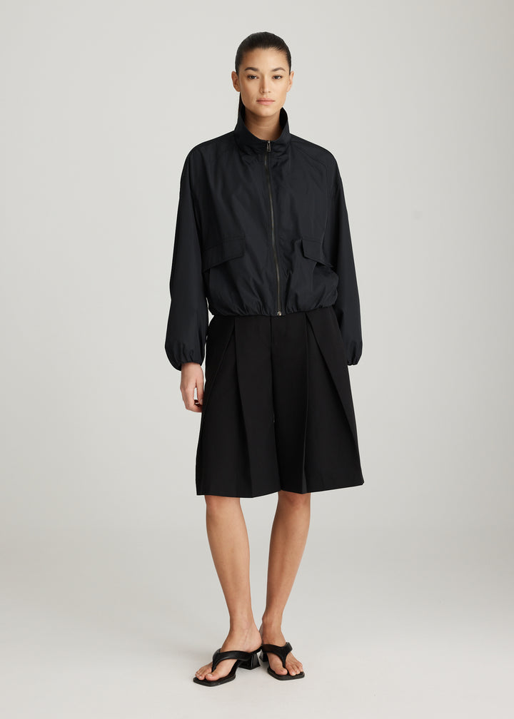 ANNA WINDBREAKER