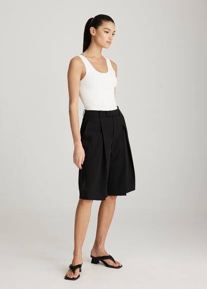 DELTA SHORT