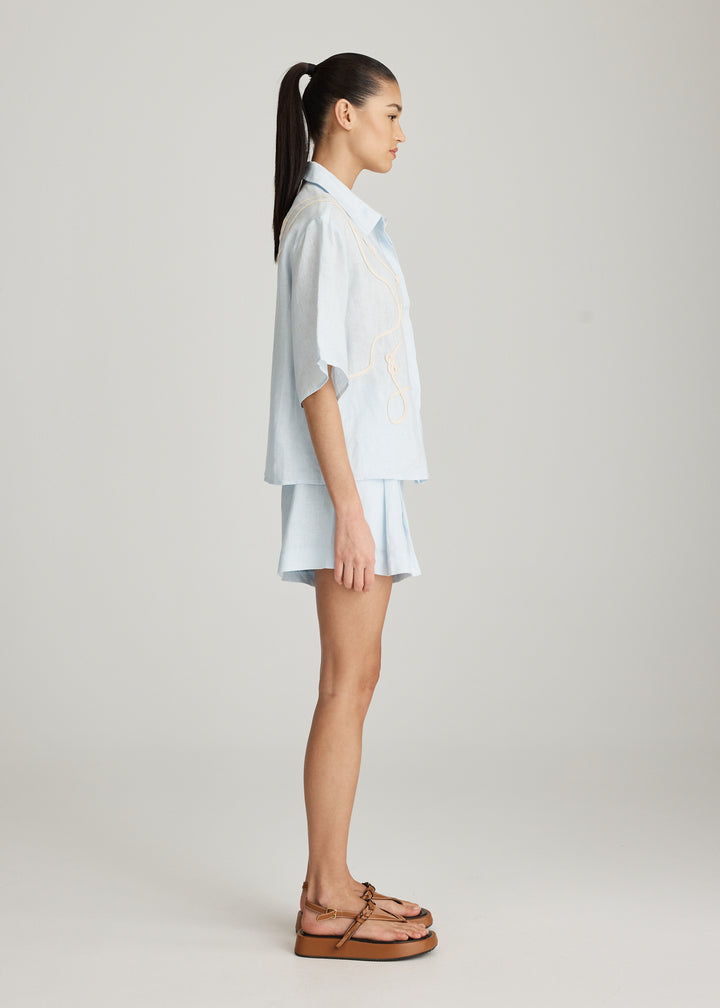 NOMAD APPLIQUE TEE