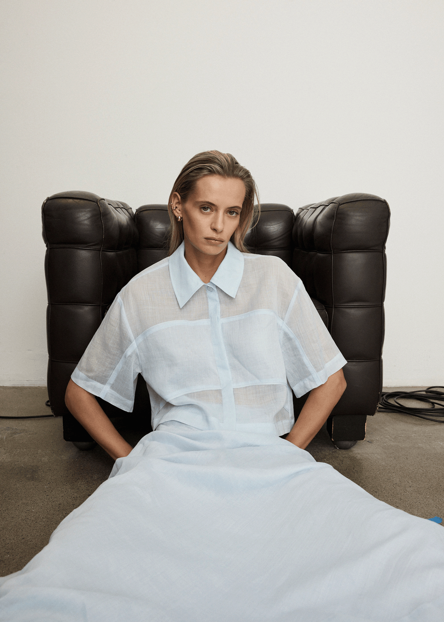 AIRE RAMIE CROP SHIRT