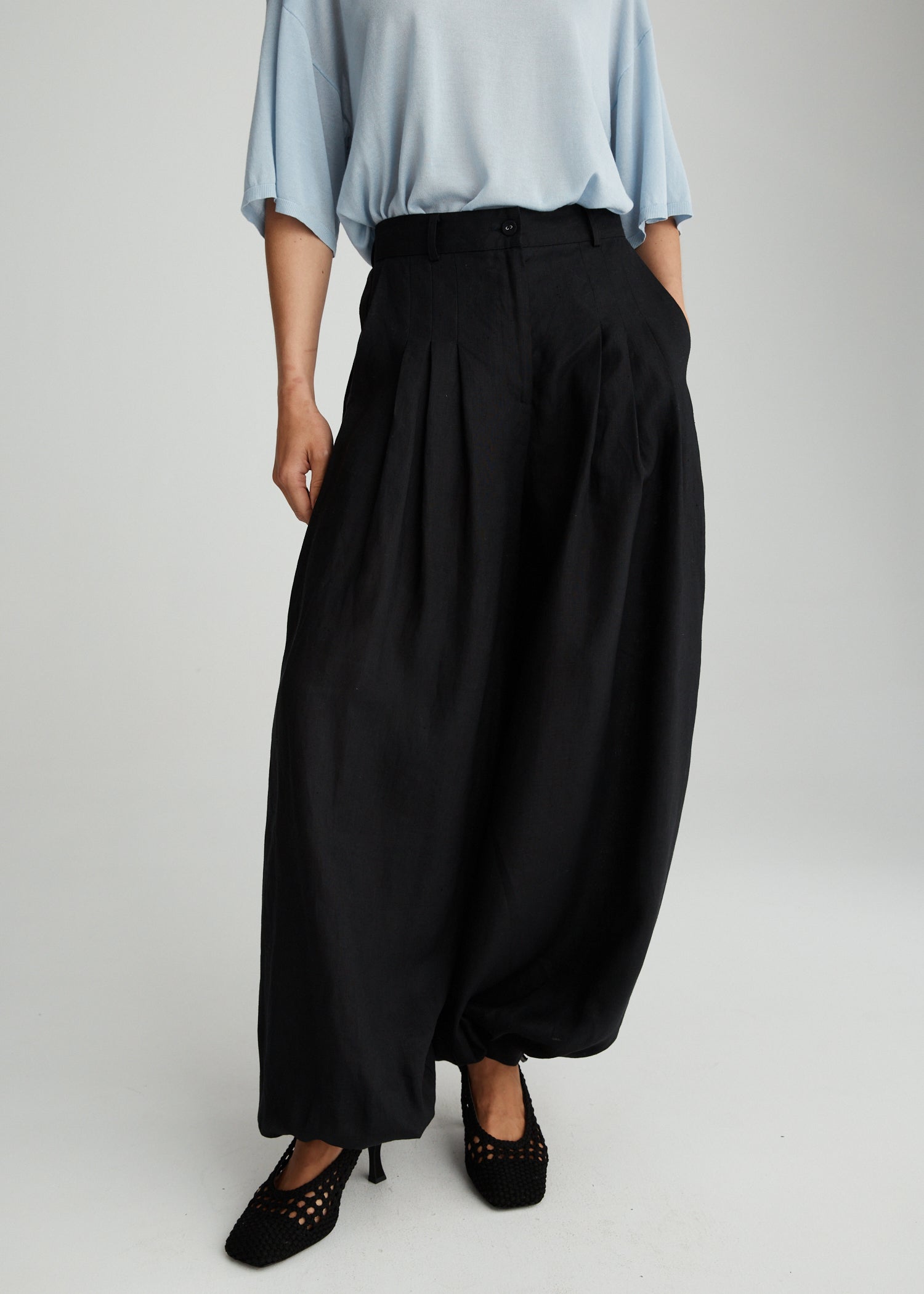 LULU LINEN PANT IN BLACK