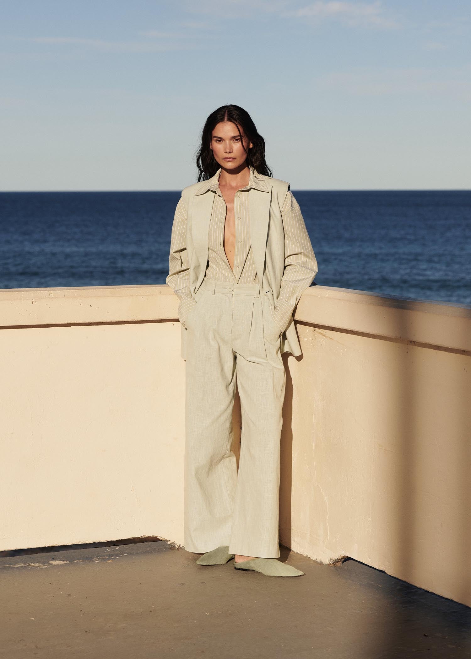 CLOVE PANT