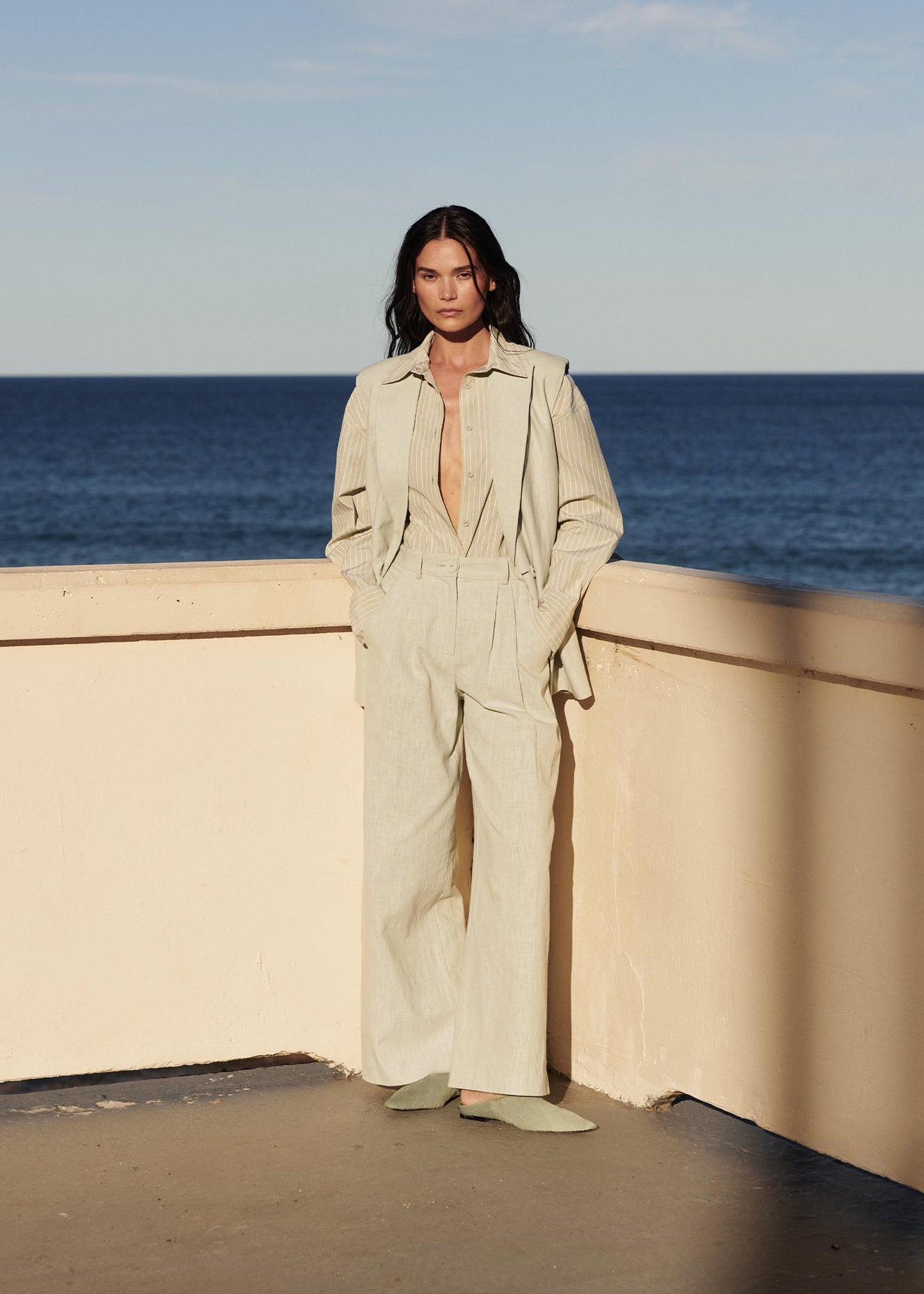 CLOVE PANT