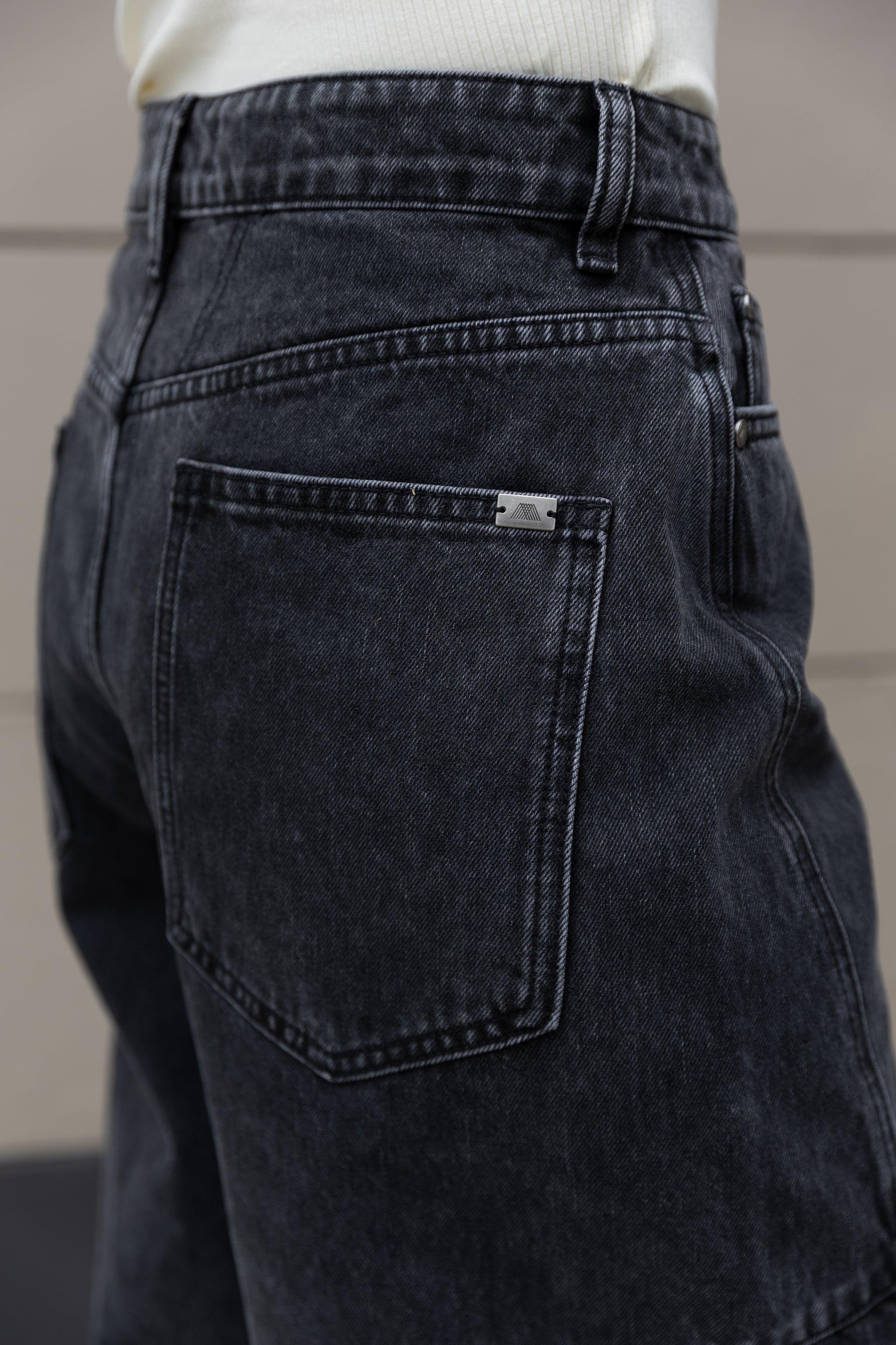 LUMEN JEAN