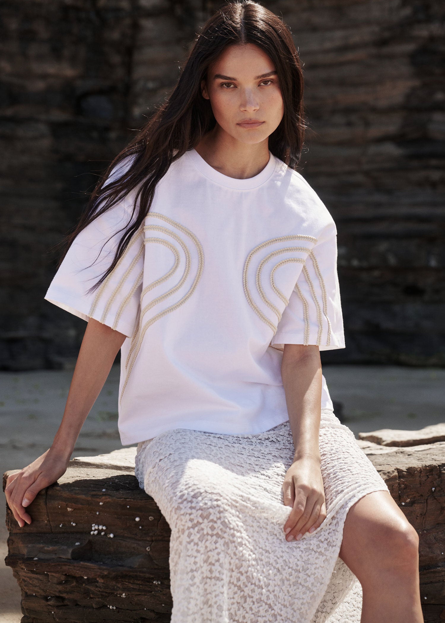 APPLIQUE TEE