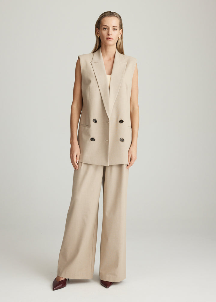 CLOVE VEST