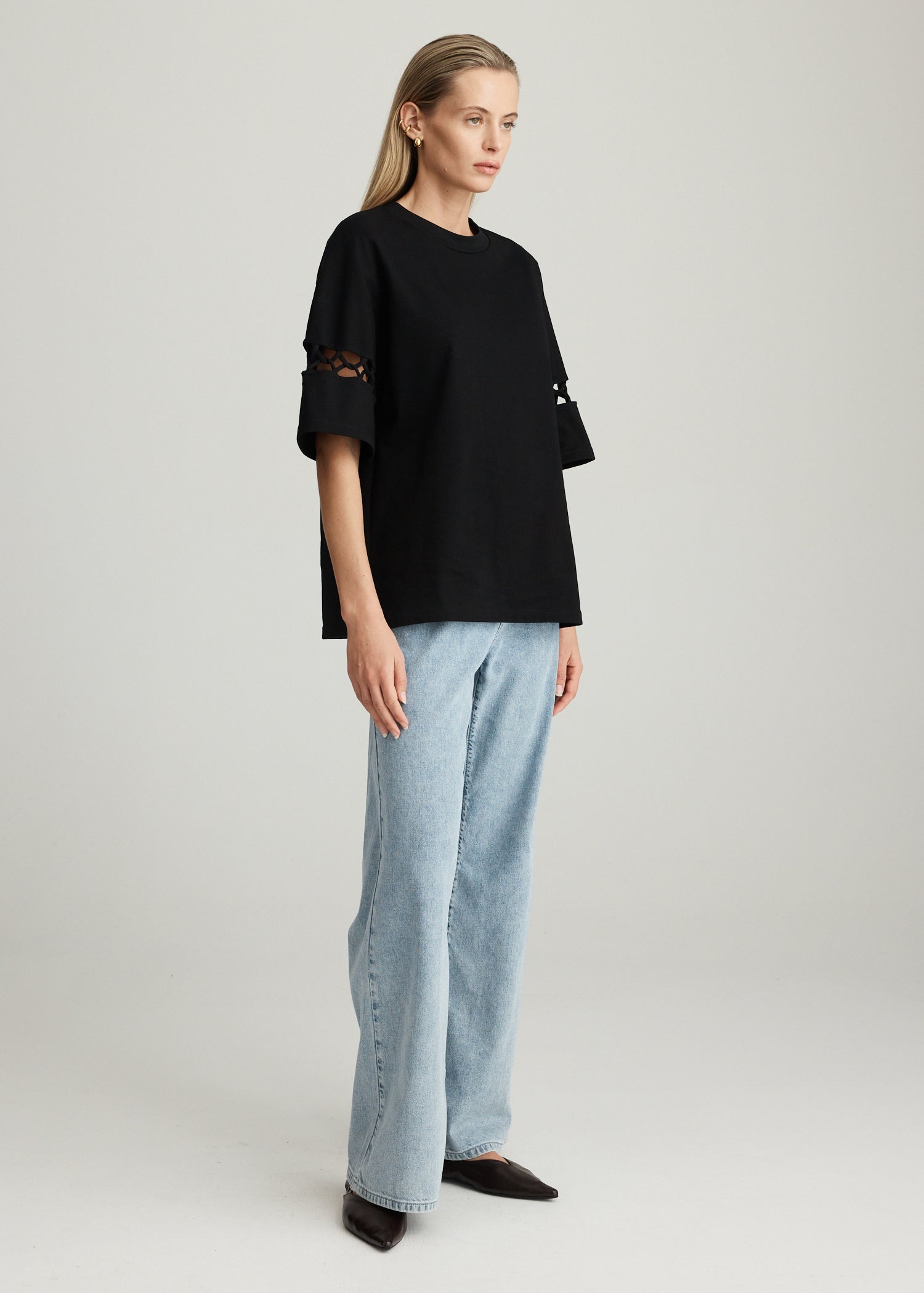 LINEA TEE