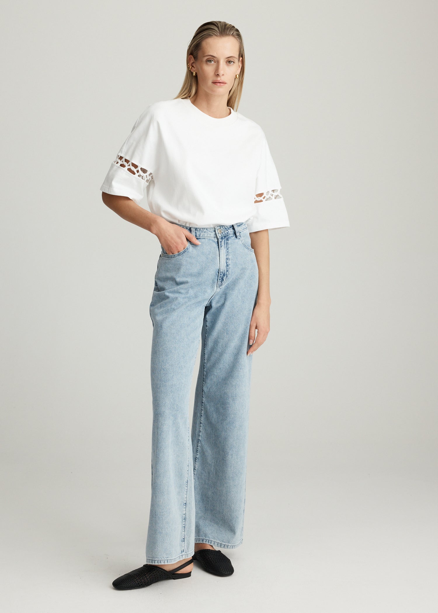LINEA TEE